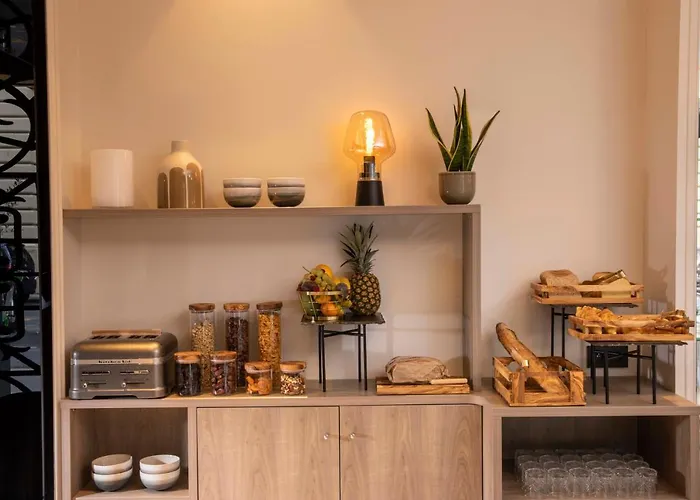 Отель First Tour Eiffel Париж