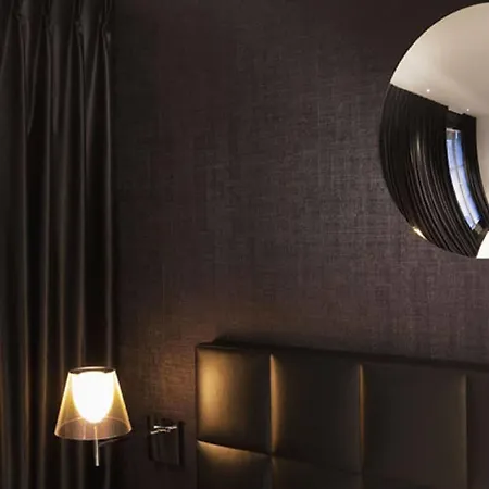 First Tour Eiffel Hotel Parigi