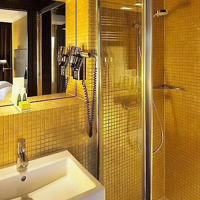First Tour Eiffel Hotel Parigi