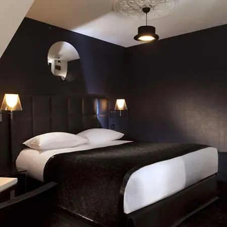 First Tour Eiffel 4* Париж