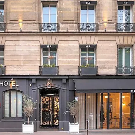 First Tour Eiffel Hotel 4*