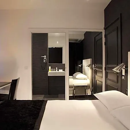 Hotel First Tour Eiffel