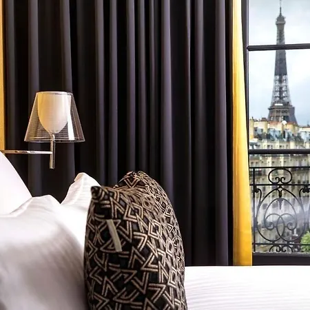 First Tour Eiffel Otel Paris