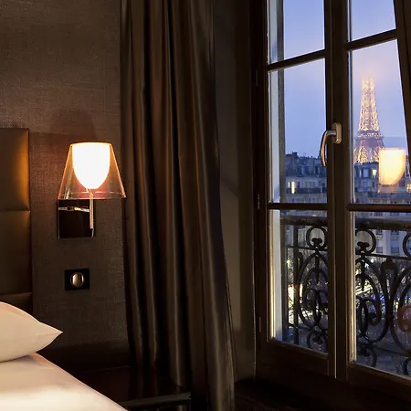 First Tour Eiffel Париж