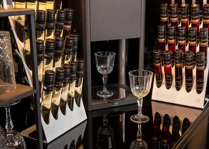 First Tour Eiffel 4*