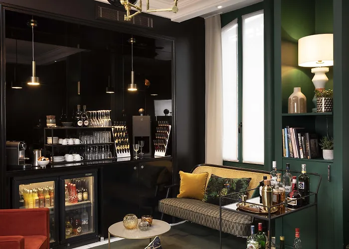 First Tour Eiffel 4* Paris