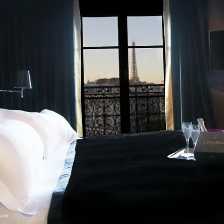 First Tour Eiffel Hotel 4*
