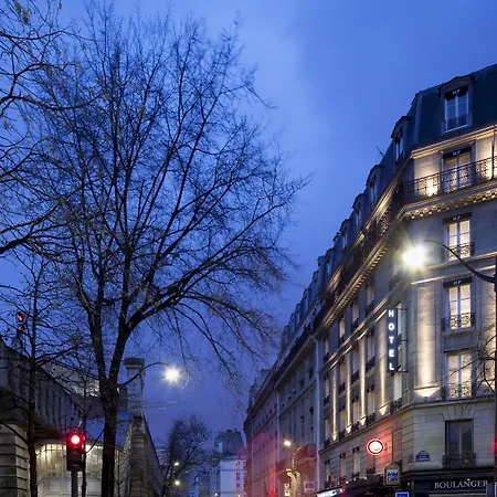 First Tour Eiffel Hotel 4*