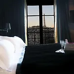 First Tour Eiffel Hotel 4*