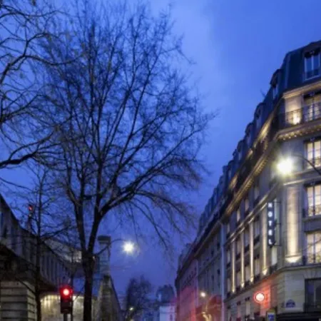 Otel First Tour Eiffel 4*