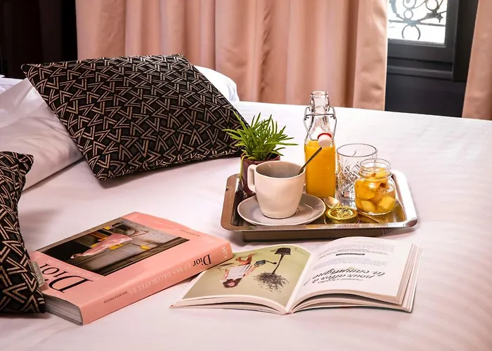 First Tour Eiffel 4*