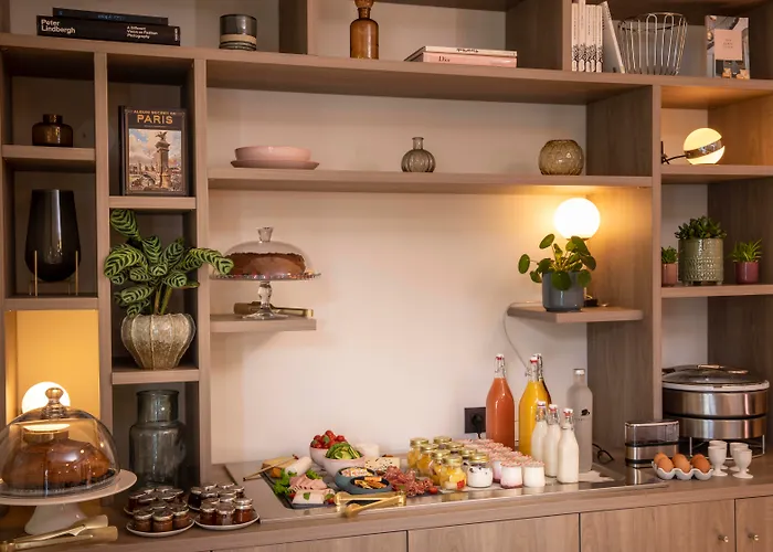 Hotel First Tour Eiffel Paris