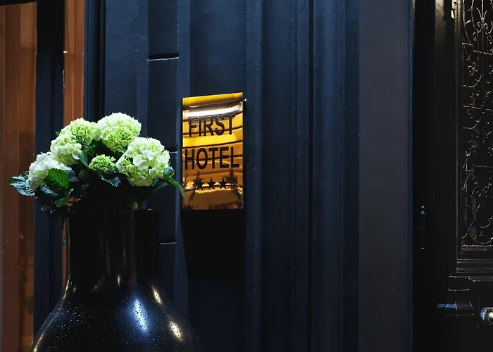 Hotel First Tour Eiffel