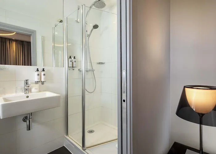 First Tour Eiffel Hotel 4*