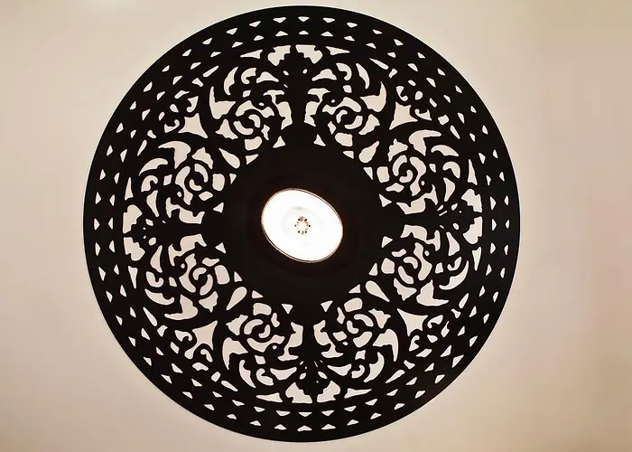 First Tour Eiffel Hotel