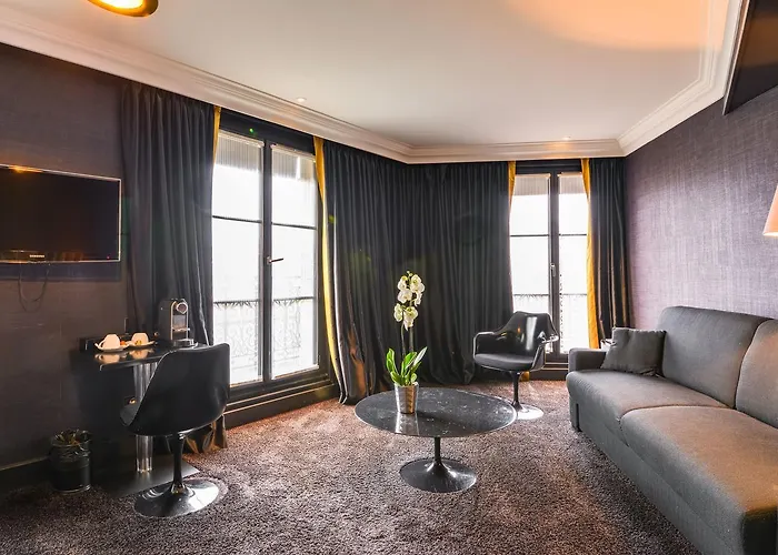 Hotel First Tour Eiffel Paris